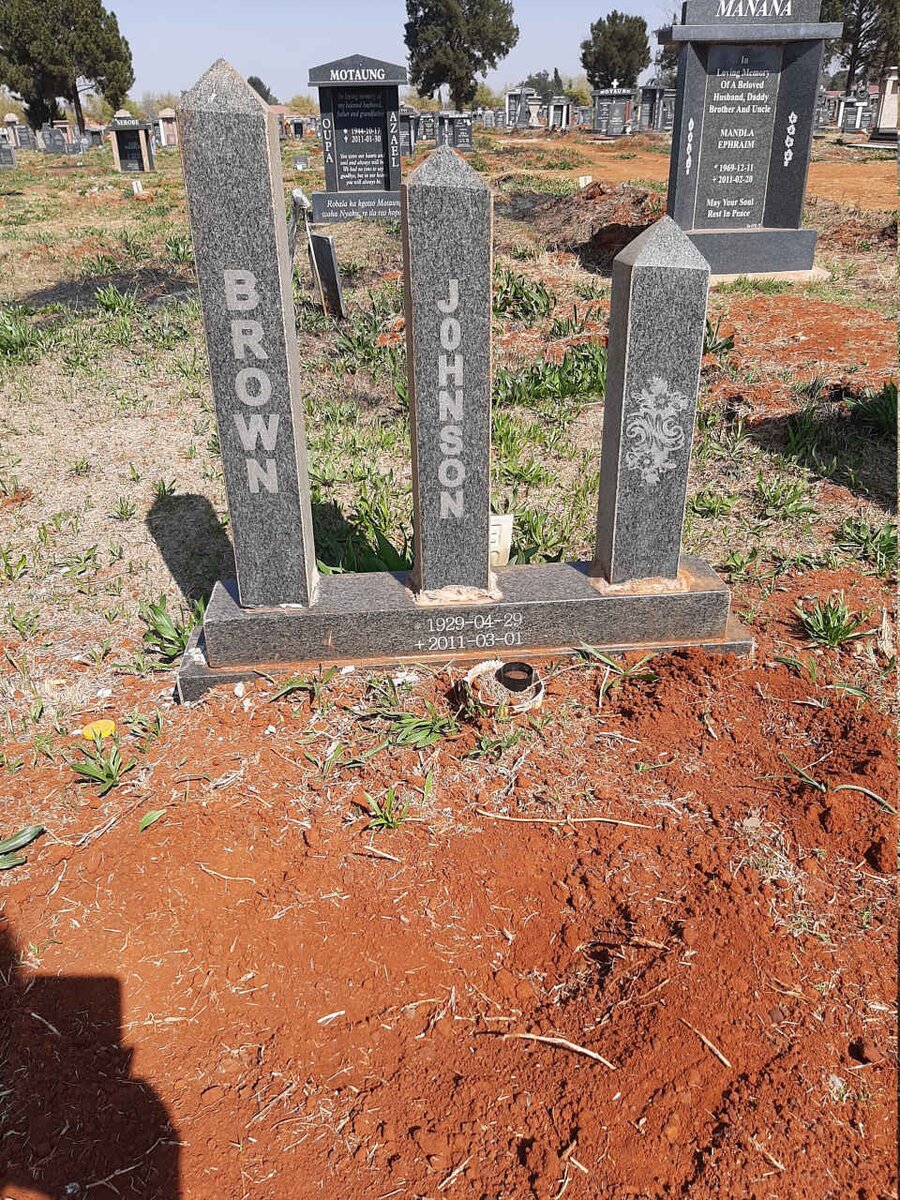 BROWN Johnson 1929-2011