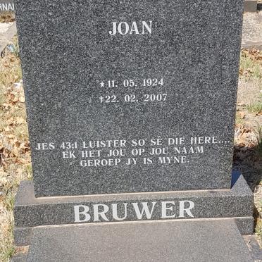 BRUWER Joan 1924-2007