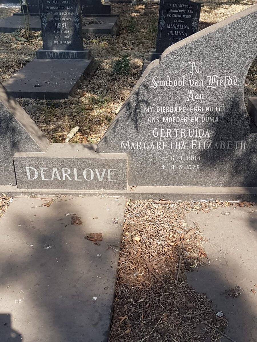 DEARLOVE Francis 1903-1990 &amp; Gertruida Margaretha Elizabeth 1904-1978