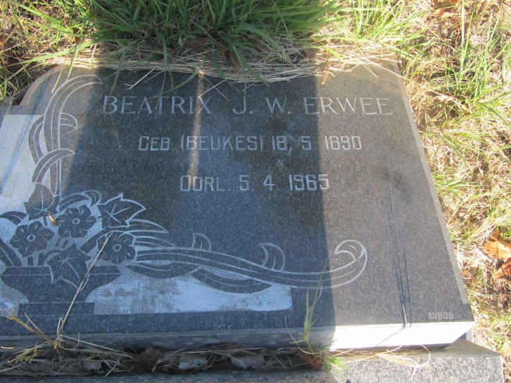 ERWEE Beatrix J.W. nee BEUKES 1890-1965