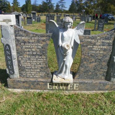 ERWEE Anneus 1957-2008 &amp; Linda 1961-