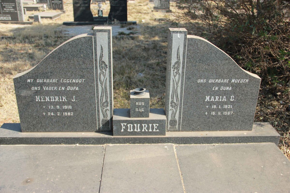 FOURIE Hendrik J. 1916-1982 &amp; Maria C. 1921-1987
