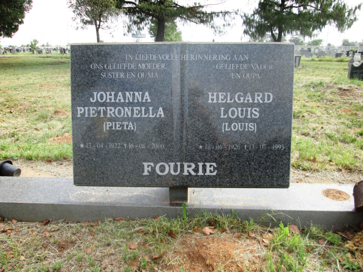 FOURIE Helgard Louis 1926-1993 &amp; Johanna Pietronella 1922-2006