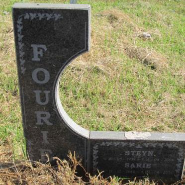 FOURIE Steyn 1939-2008 &amp; Sarie 1944-2010