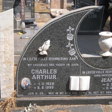 HORNE Charles Arthur 1928-1999 &amp; Jeanette 1931-2015