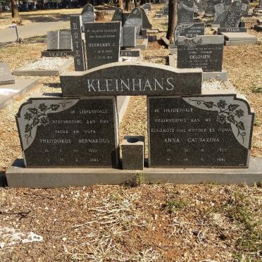 KLEINHANS Theodorus Bernardus 1920-1983 &amp; Anna Catharina 1925-1984