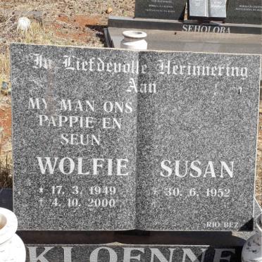 KLOENNE Wolfie 1949-2000 &amp; Susan 1952-