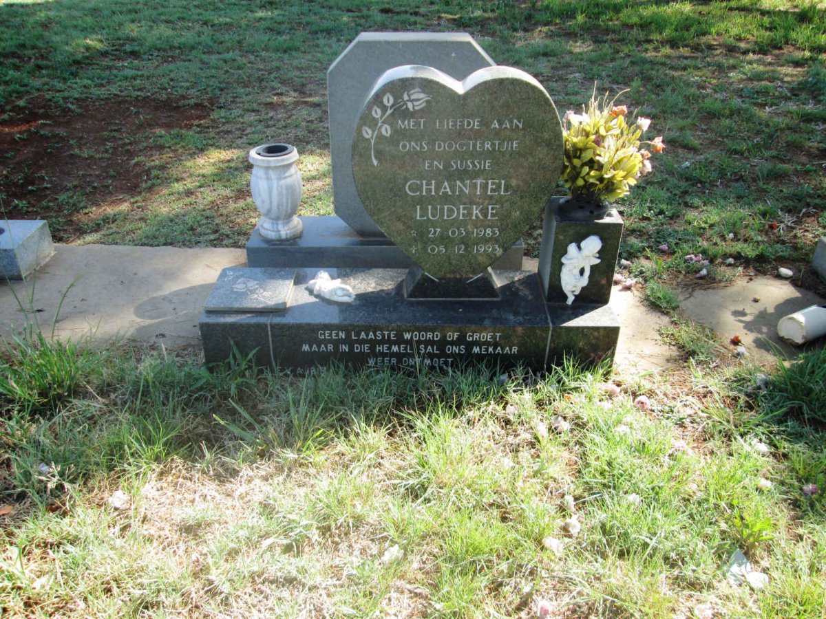 LUDEKE Chantel 1983-1993