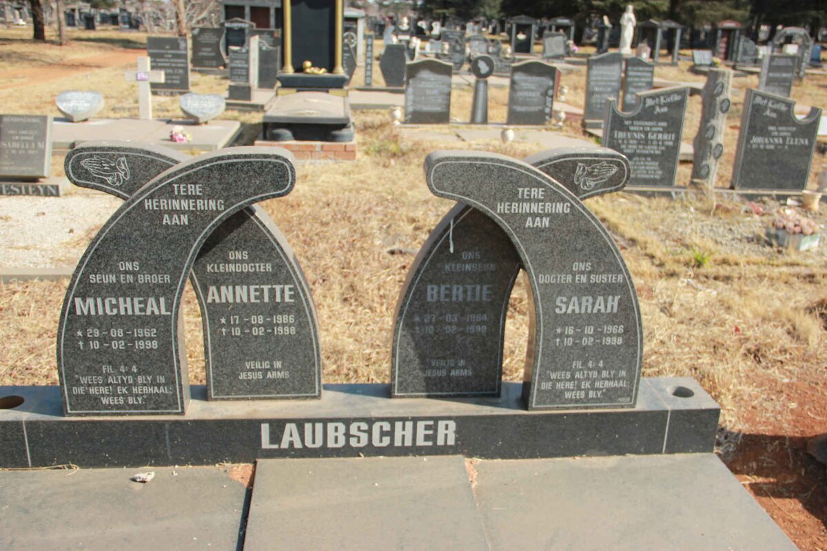 LAUBSCHER_1