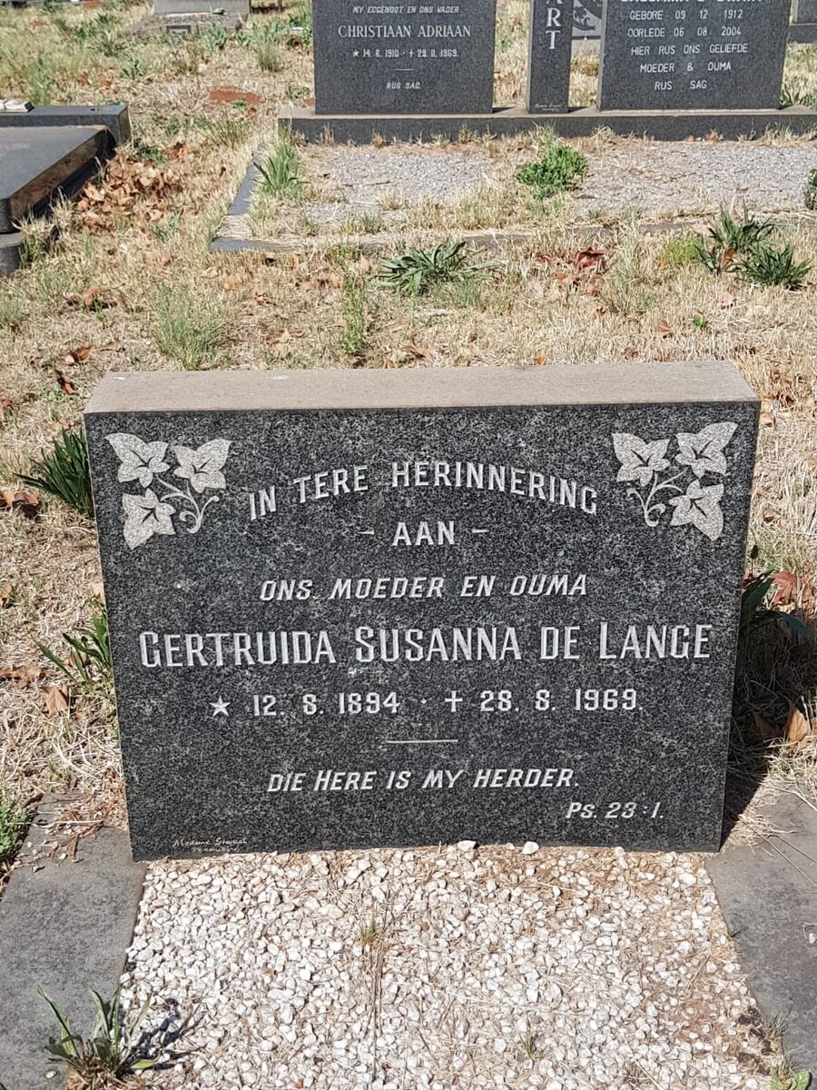 LANGE Gertruida Susanna, de 1894-1969