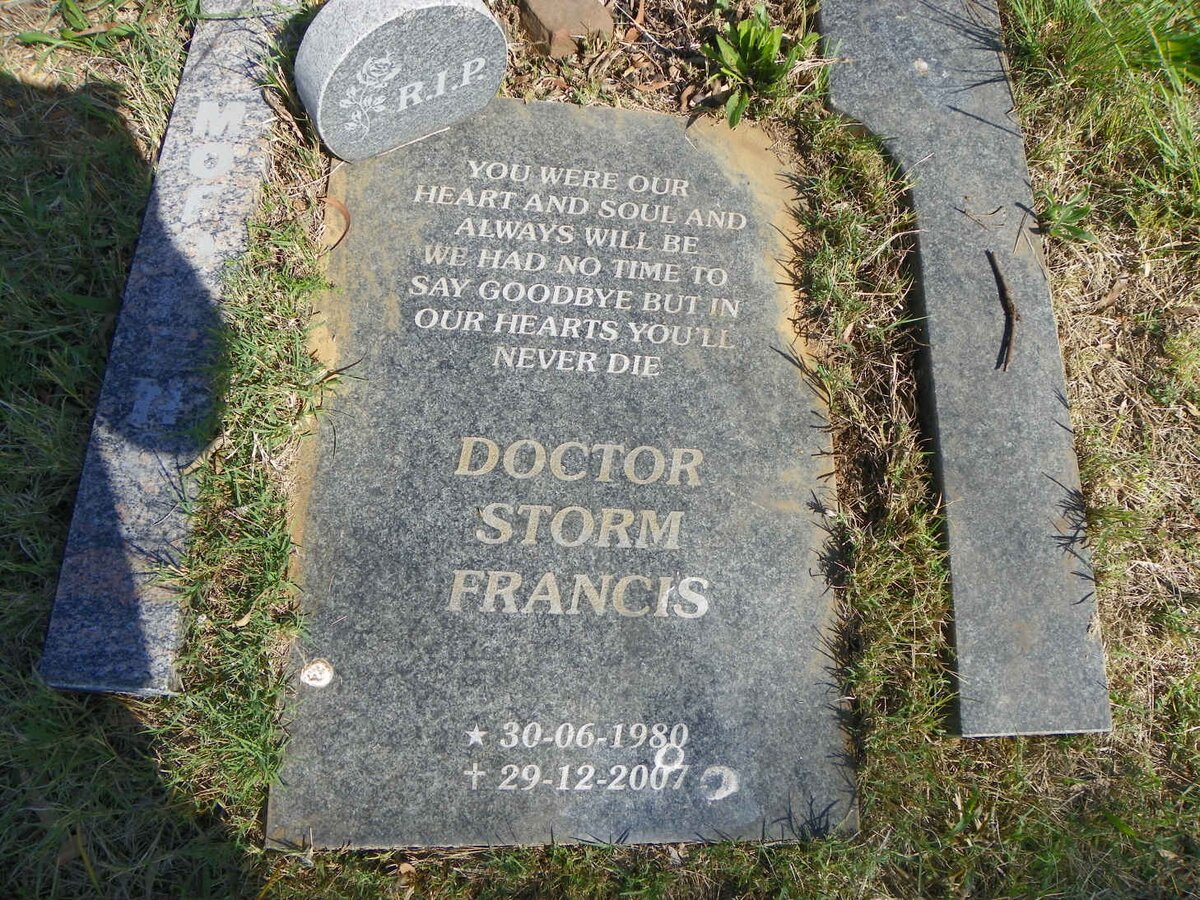 MO?EN Doctor Storm Francis 1980-2007