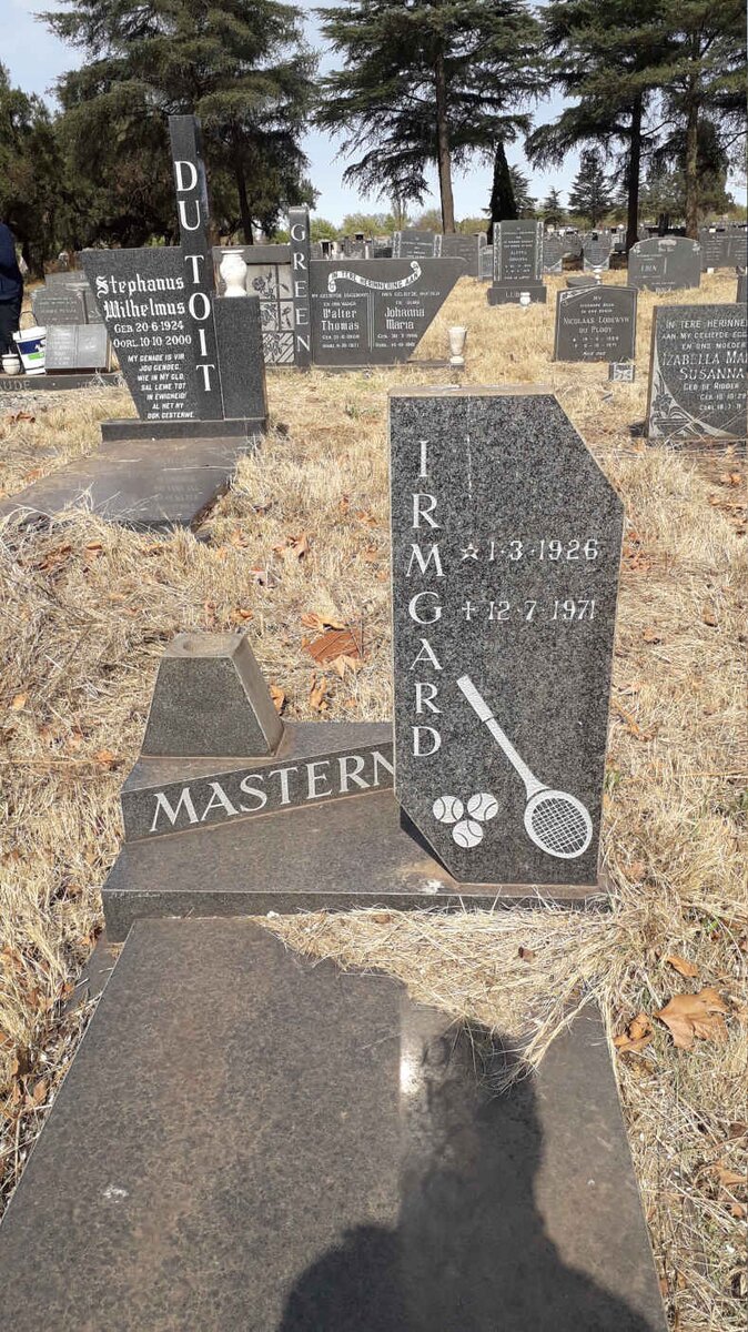 MASTERN Irmgard 1926-1971