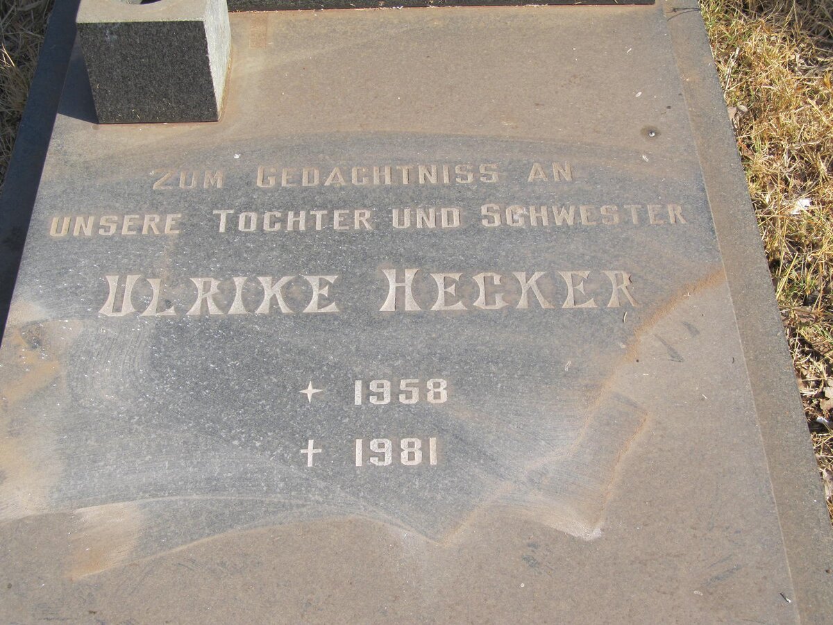 MERWE Ruth Hecker, van der 1936-1990 :: VAN DER MERWE Ulrike Hecker 1958-1981