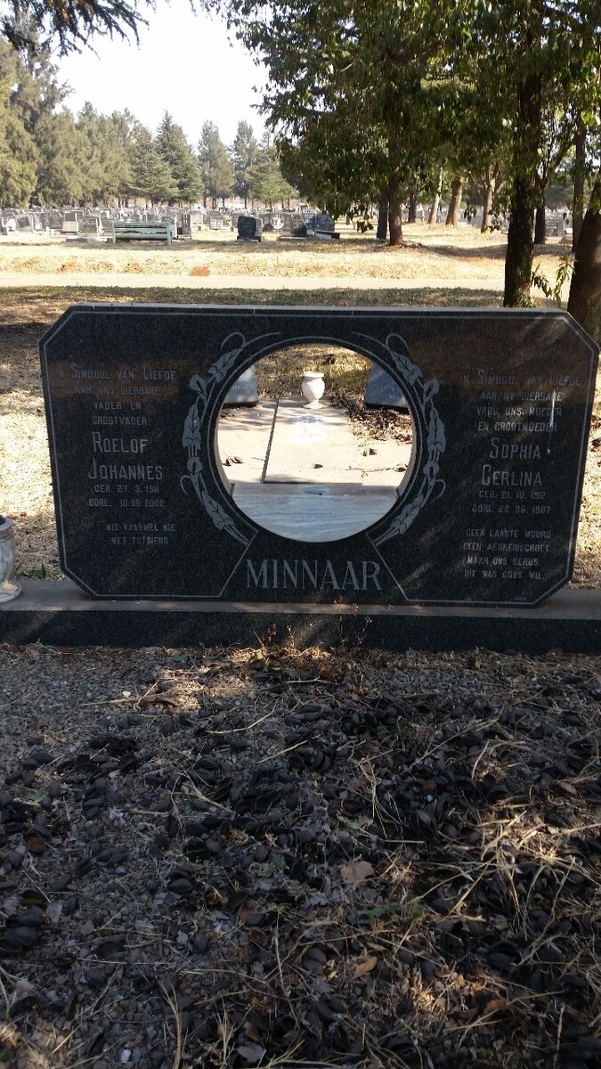 MINNAAR Roelof Johannes 1911-2002 &amp; Sophia Gerlina 1912-1987