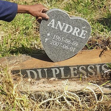 PLESSIS André, du 1965-2007