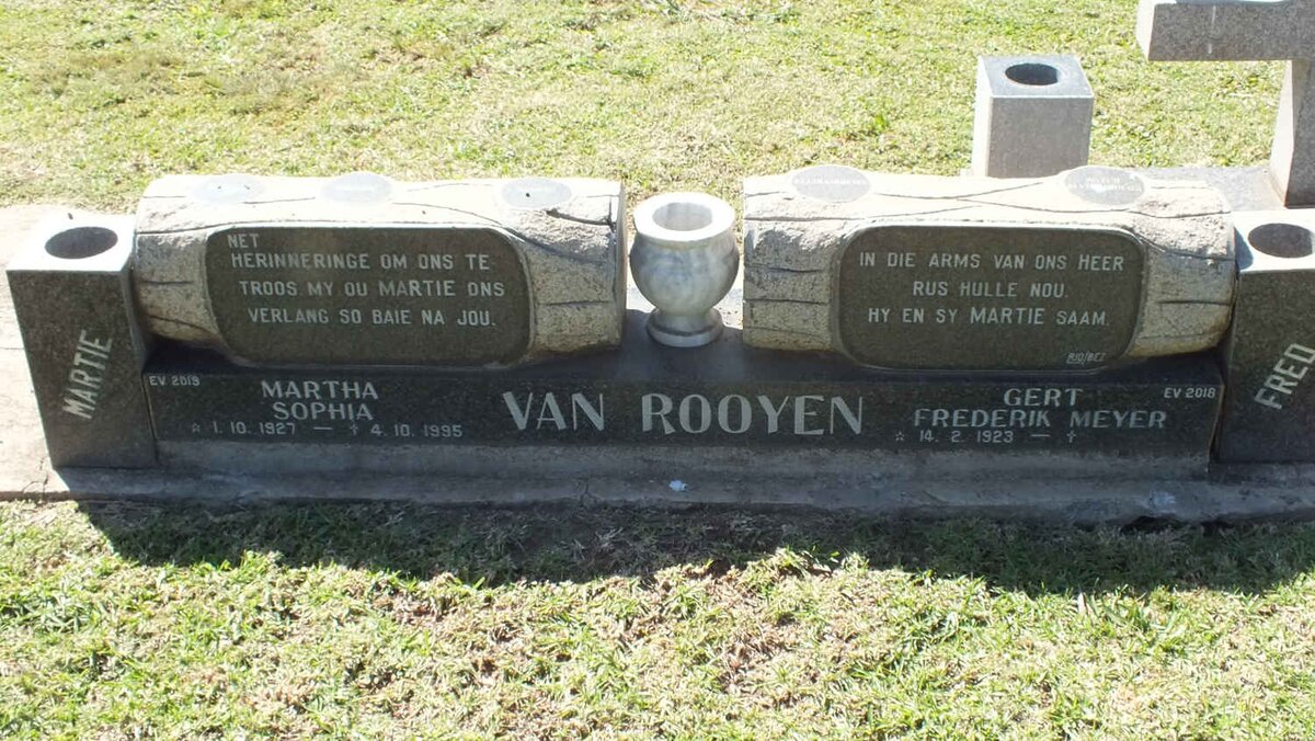 ROOYEN Gert Frederik Meyer, van 1923- &amp; Martha Sophia 1927-1995