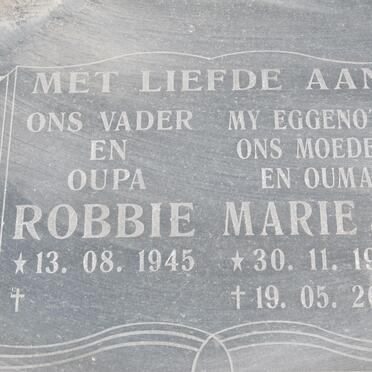 ROBBERTZE Robbie 1945- &amp; Marie C. 1945-2004 :: ROBBERTZE Braam 1975-1993