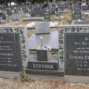 STRYDOM Stephanus 1901-1983 &amp; Gesina Cornelia 1909-1997