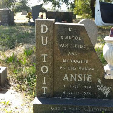 TOIT Ansie, du 1934-1985