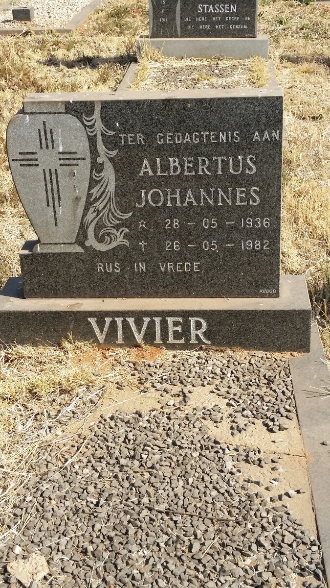 VIVIER Albertus Johannes 1936-1982