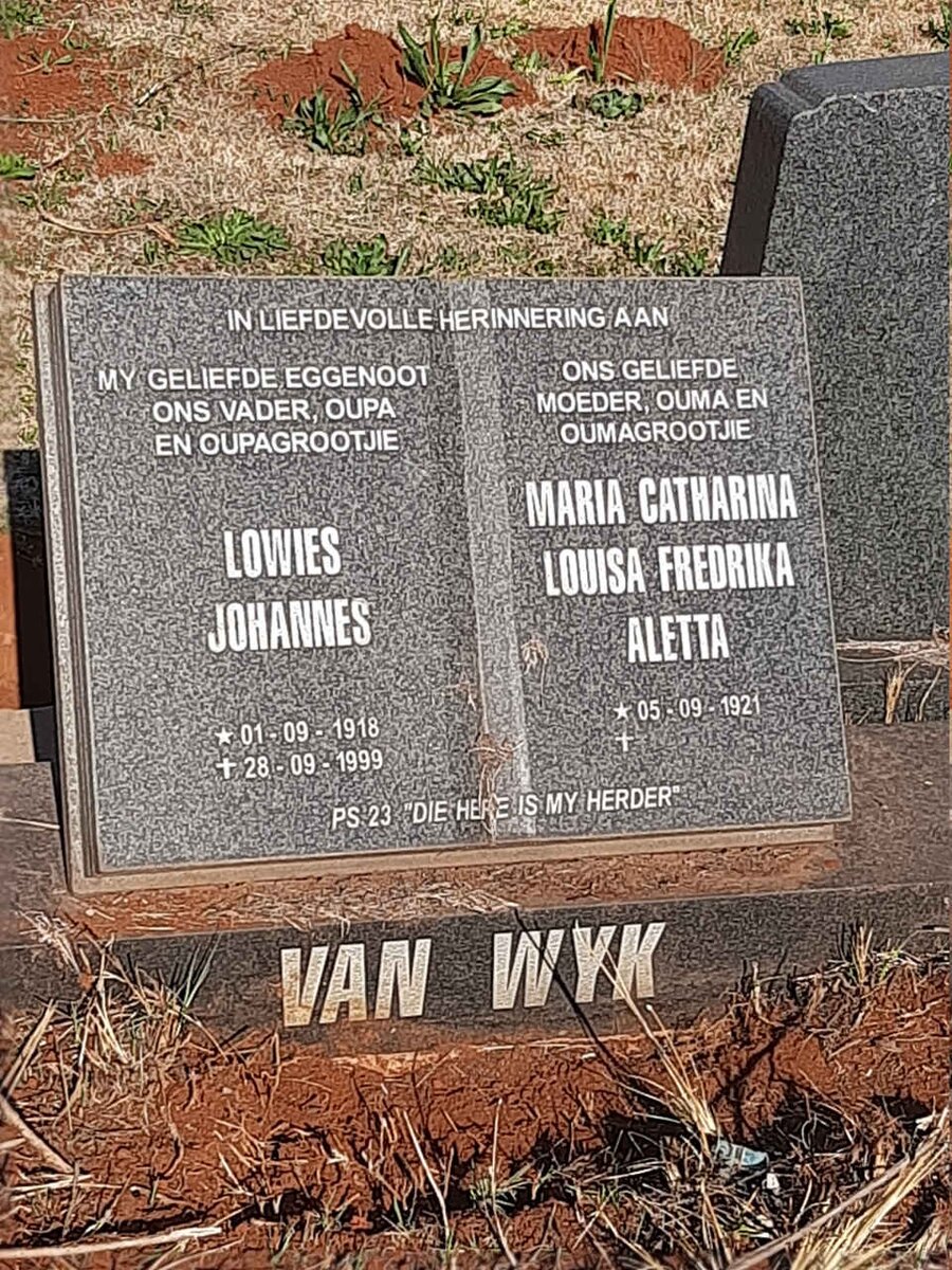 WYK Lowies Johannes, van 1918-1999 & Maria Catharina Louisa Fredrika Aletta 1921-