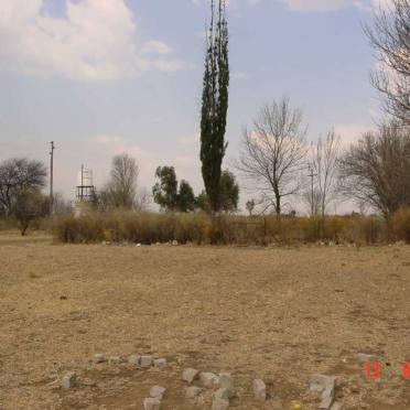 Gauteng, VANDERBIJLPARK district, Vaal Barrage, Kaalplaats 577, farm cemetery_1