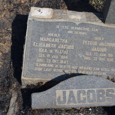 J - Vanne :: Surnames - J