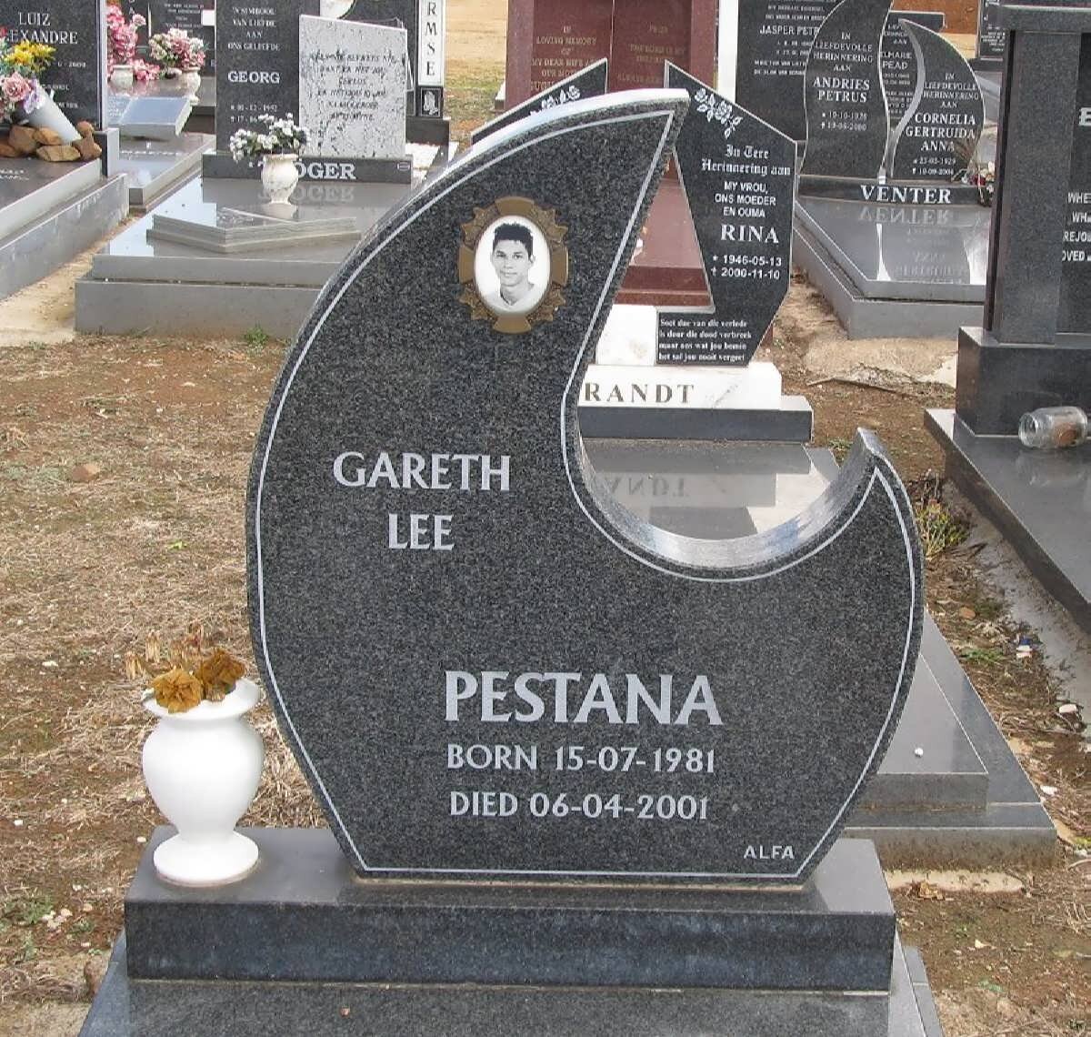 PESTANA Gareth Lee 1981-2001