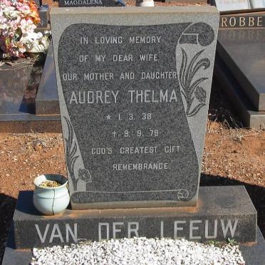 LEEUW Audrey Thelma, van der 1938-1978
