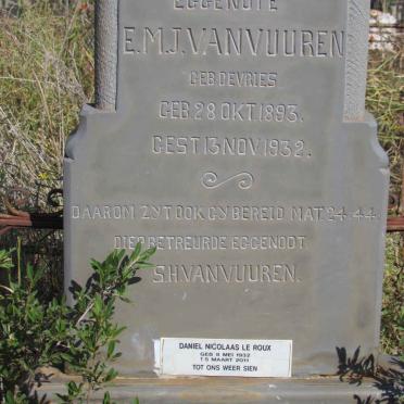 VUUREN E.M.J., van nee DE VRIES 1893-1932 ::  ROUX Daniel Nicolaas, le 1932-2011