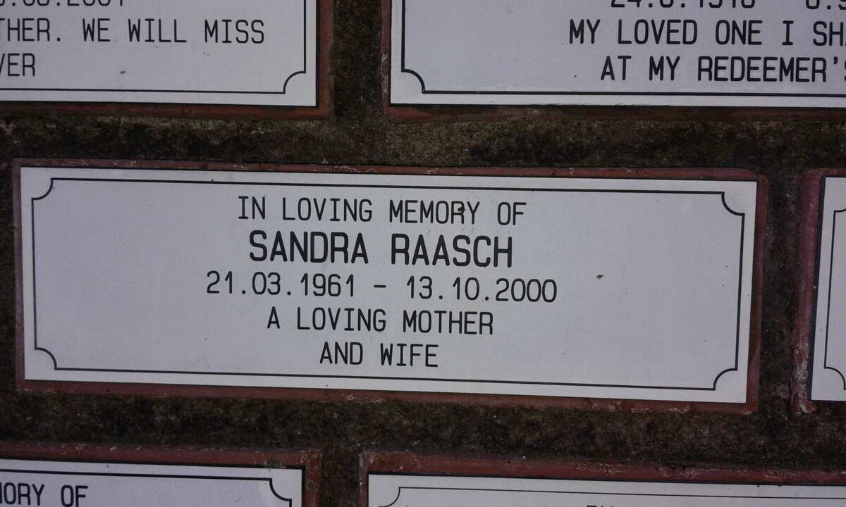 RAASCH Sandra 1961-2000