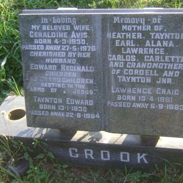 CROOK Geraldine Avis 1930-1976 :: CROOK Taynton Edward 1930-1994 :: CROOK Lawrence Craig 1961-1983
