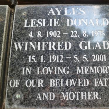 AYLES Leslie Donald 1902-1975 &amp; Winifred Gladys 1912-2001