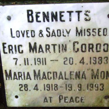 BENNETTS Eric Martin Gordon 1911-1983 &amp; Maria Magdalena Mona 1918-1993