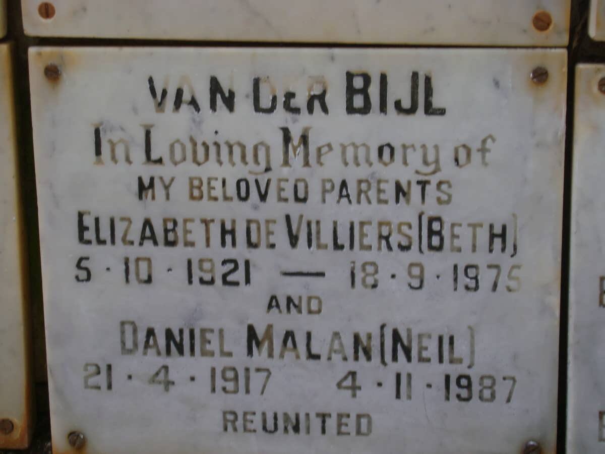 BIJL Daniel Malan, van der 1917-1987 &amp; Elizabeth De VILLIERS 1921-1975