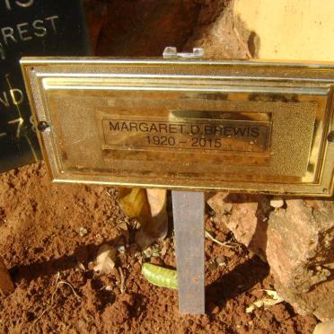 BREWIS Margaret D. 1920-2015