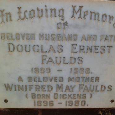 FAULDS Douglas Ernest 1899-1968 &amp; Winifred May DICKENS 1896-1980