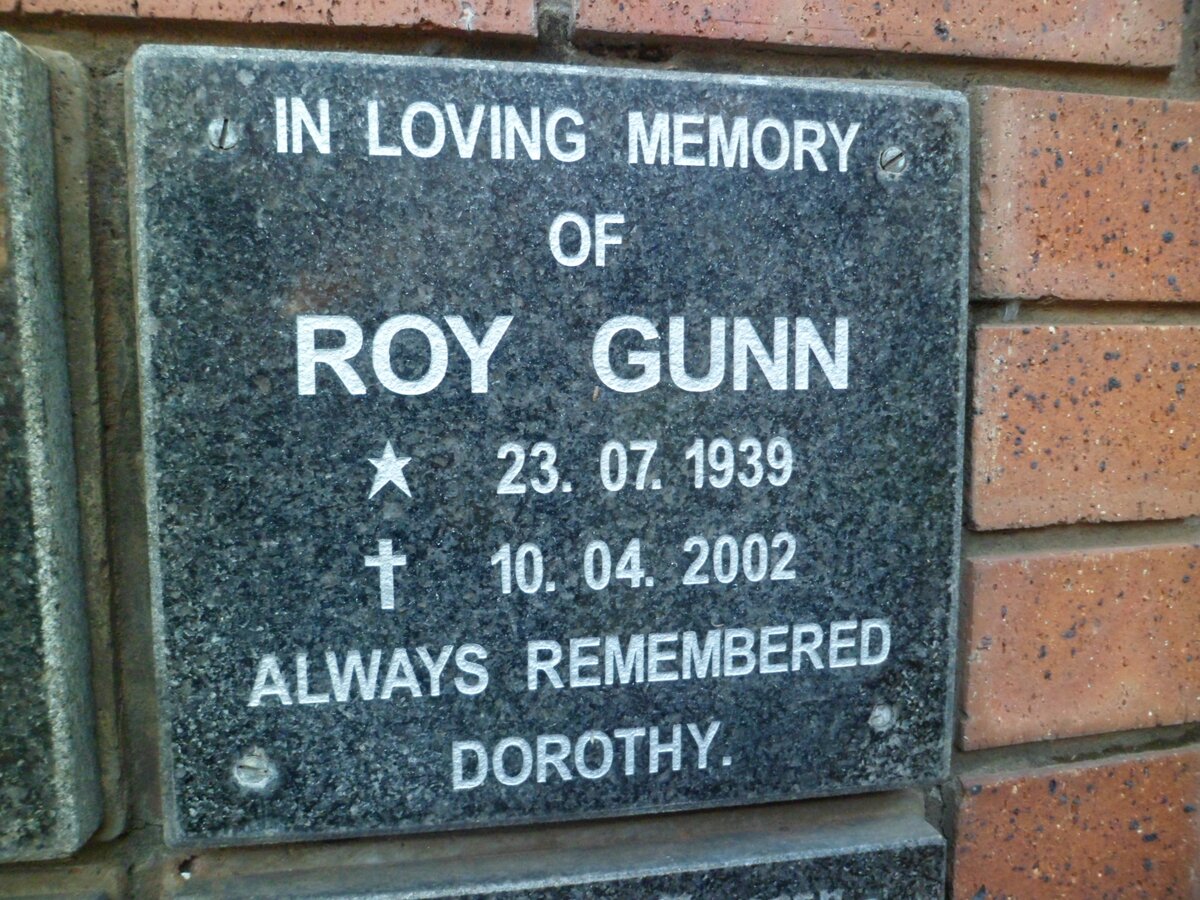 GUNN Roy 1939-2002