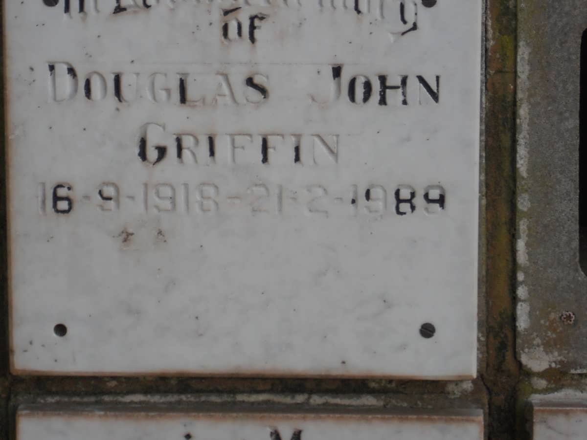 GRIFFIN Douglas John 1918-1989