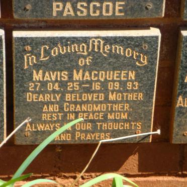 MACQUEEN Mavis 1925-1993