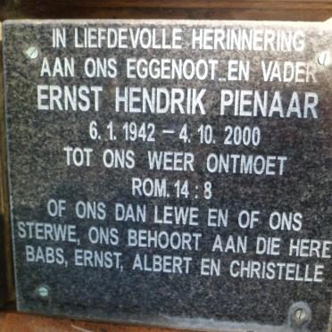 PIENAAR Ernst Hendrik 1942-2000