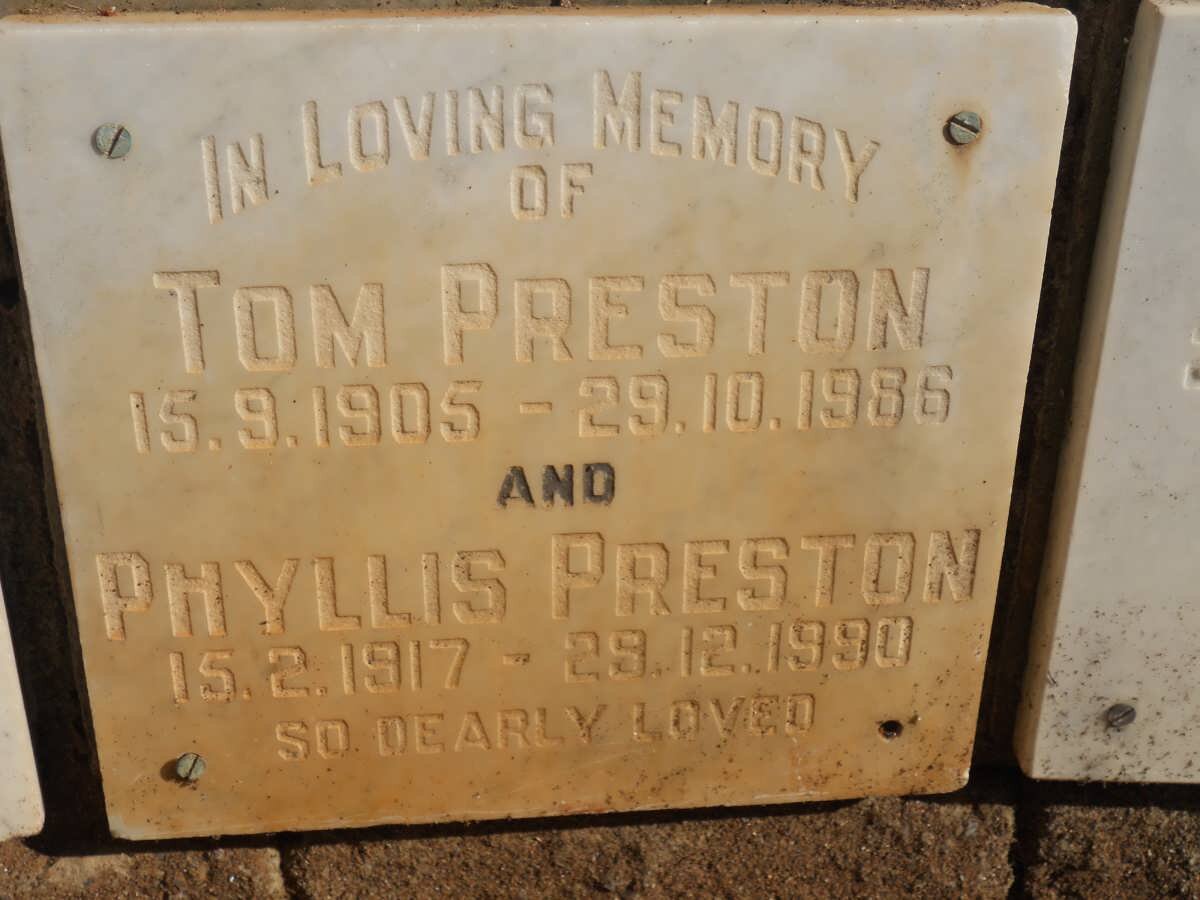 PRESTON Tom 1905-1986 &amp; Phyllis 1917-1990