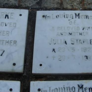 STAPLES Julia 1927-1987