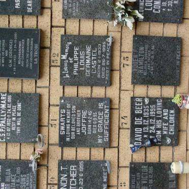 BEER, de :: CASTEL :: HAMILTON :: MARE :: SWARTS :: LA TROBE