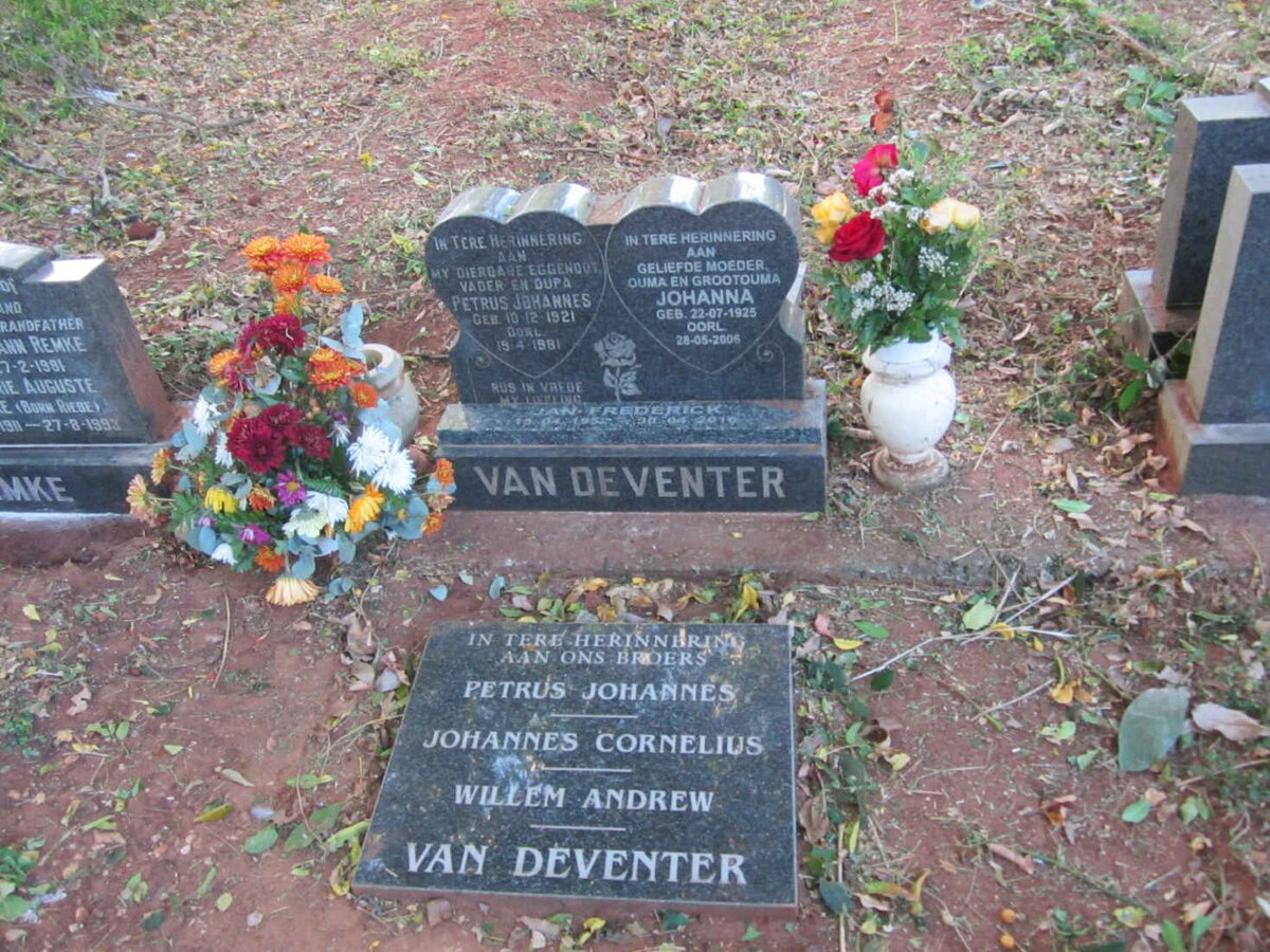 DEVENTER Petrus Johannes, van 1921-1981 &amp; Johanna 1925-2006 :: DEVENTER Jan Frederick, van 1952-2016