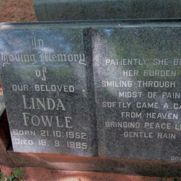 FOWLE Linda 1952-1985