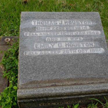 HOUSTON Thomas J. 1874-1948 &amp; Emily C. -1960