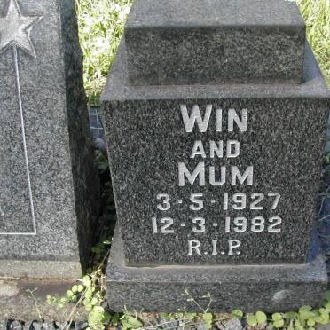 HOLLINS Pat 1922-2000 &amp; Win 1927-1982 :: HOLLINS Tony 1928-1982 :: HOLLINS Terrence Lewis -1959 :: HOLLINS Klaas