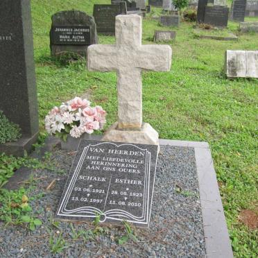 HEERDEN Schalk, van 1921-1997 &amp; Esther 1923-2010