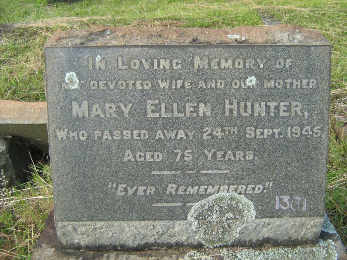 HUNTER Mary Ellen -1945